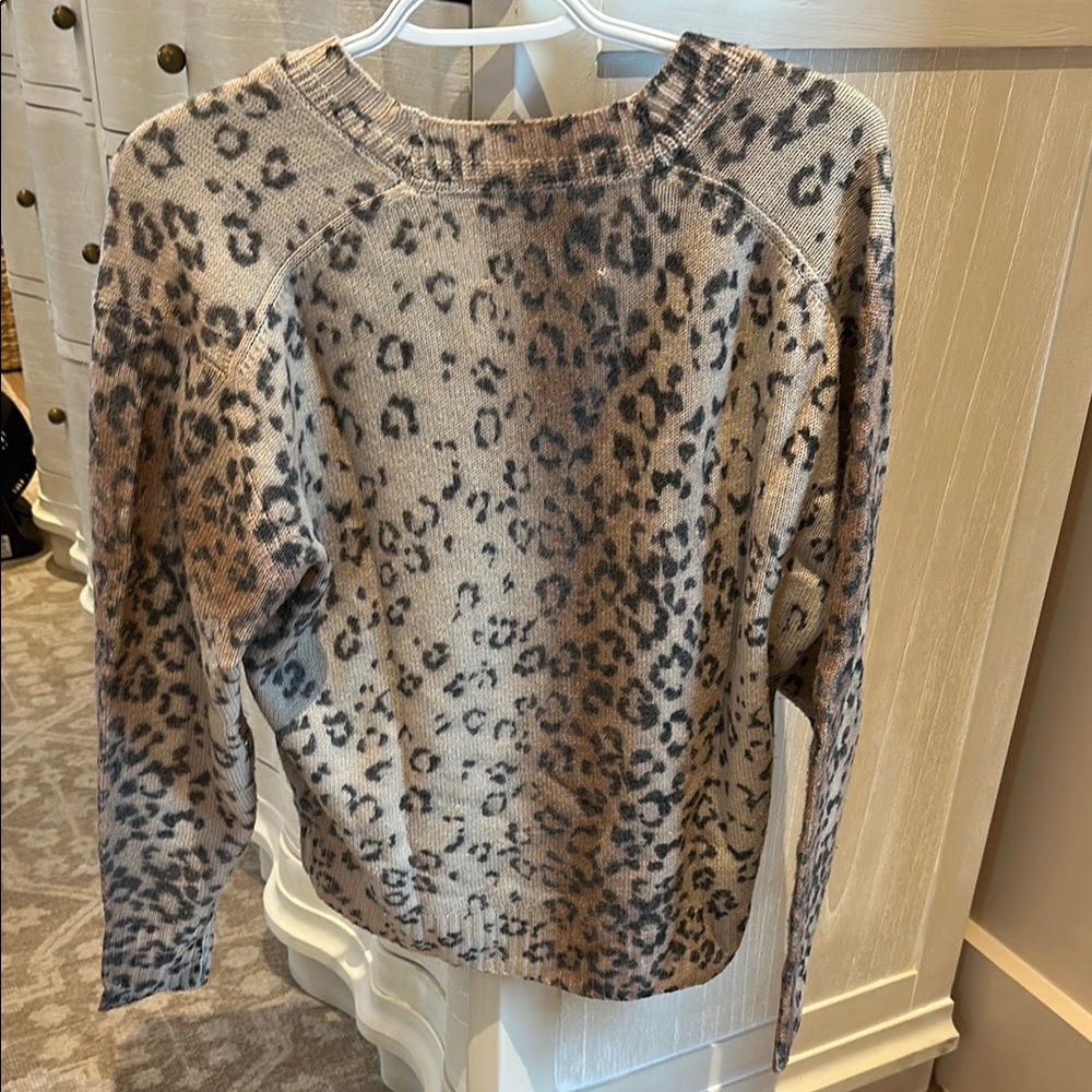 Brochu Walker Beige Cheetah Knit Sweater - Picture 4 of 4